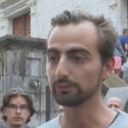 Френски съдии повдигнаха обвинение за опит за убийство на сириеца