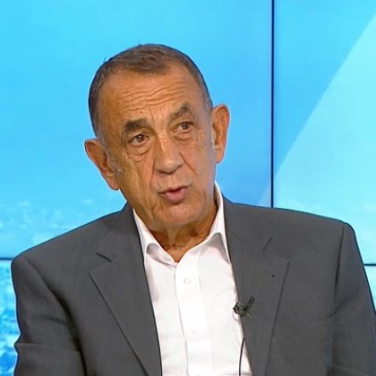 Защо погребението на Ангел Христов бе организирано нелегално