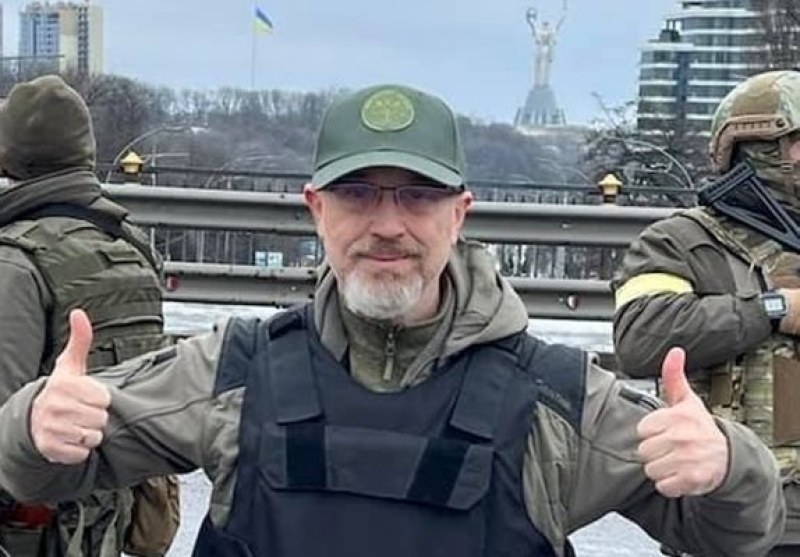 Украинската армия превзе първото селище при контранастъплението си