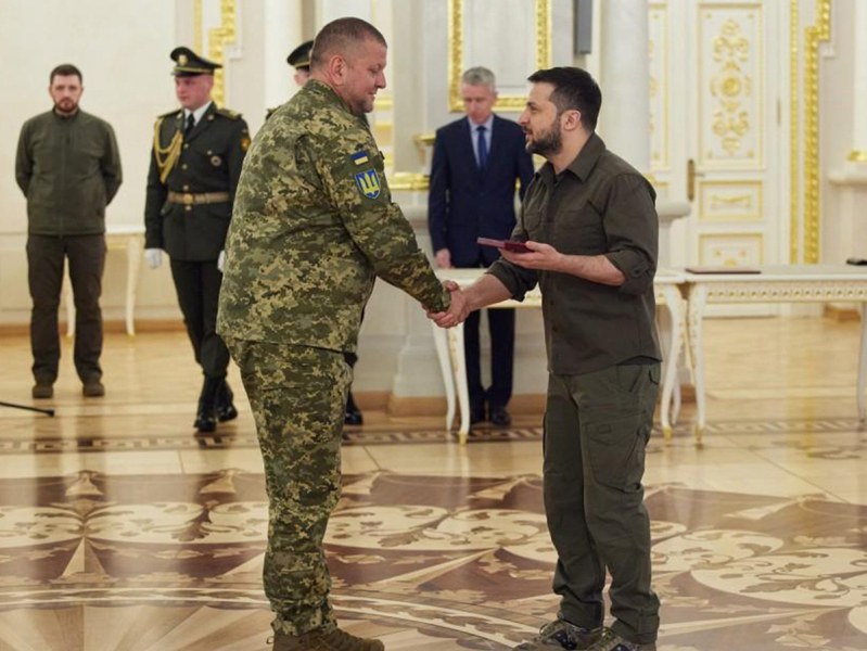 Според Telemgra канала Резидент“, главнокомандващият на въоръжените сили на Украйна Валерий