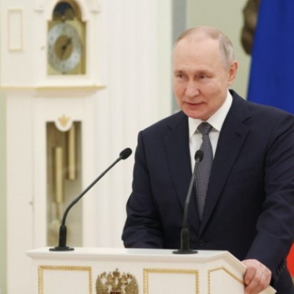 Руският президент Владимир Путин нарече днес украинския си колега Володимир