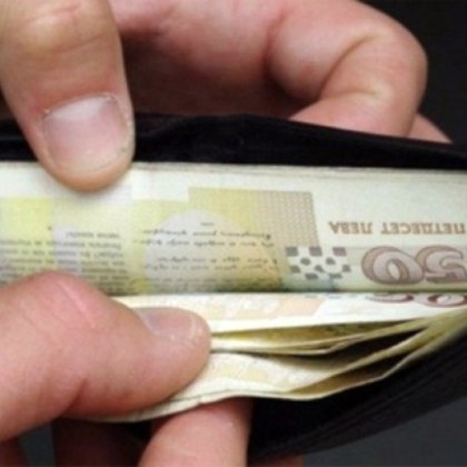 Пенсии и минимална заплата - какво предстои от 1 юли