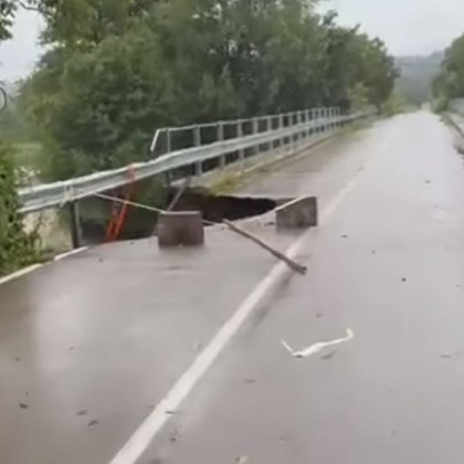 Поройните дъждове в Северозападна България продължават да нанасят щети по