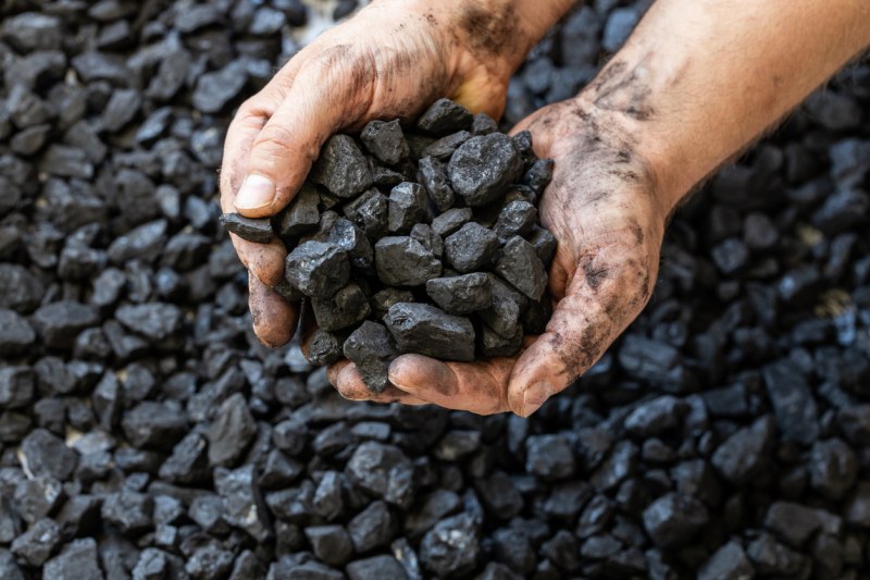 Откриха 1,6 тона кокаин в товар с въглища