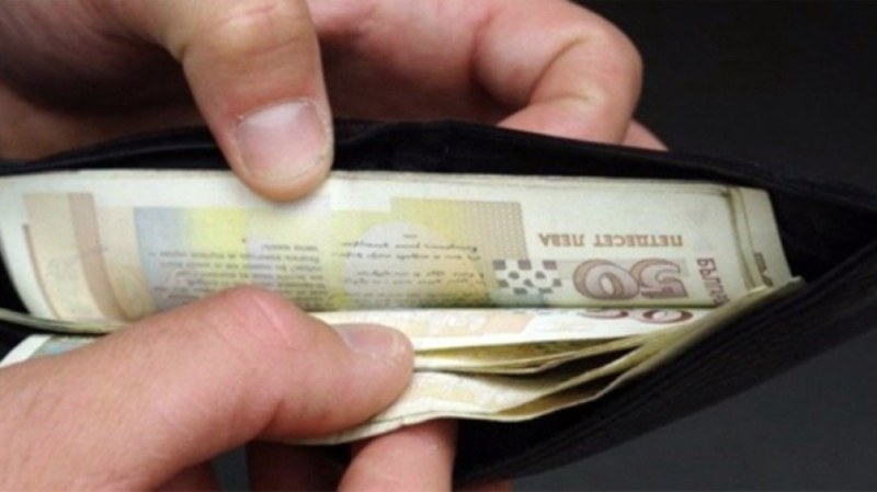 Пенсии и минимална заплата - какво предстои от 1 юли