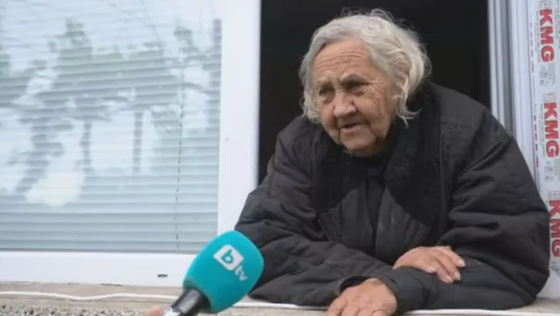 85-годишна жена с наводнен имот в Боровци: Вътре стоя и не излизам