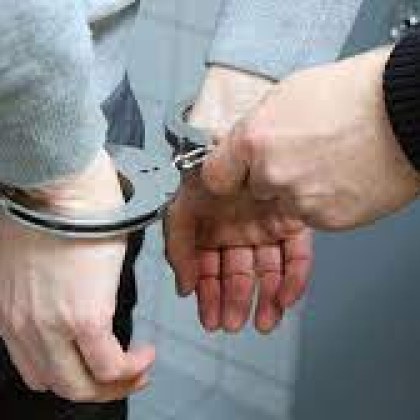 Хванаха двама крадци, обирали домове в Хисарско