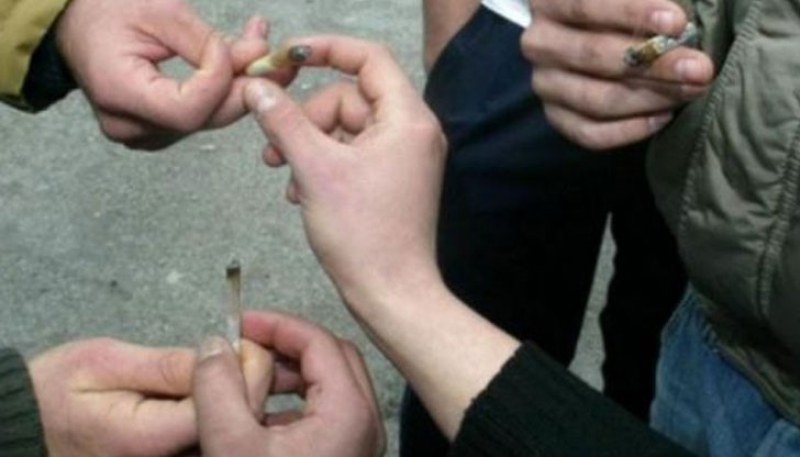 Няколко случая на разпространяване на дрога от ученици в Благоевград