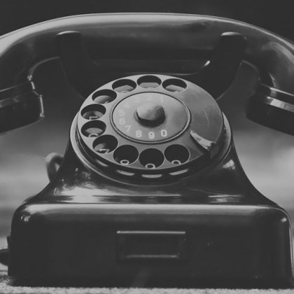 Пенсионерка от созополското село Росен даде 8000 лв на ало измамници