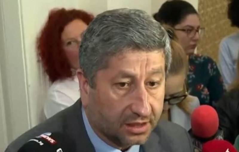 Иванов: Никой да не си мисли, че в България ще има правителство параванче с нашата подкрепа