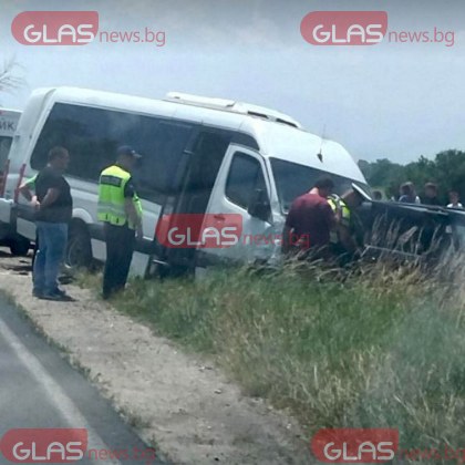 Катастрофа с автобус превозващ ученици е възникнала в участъка между