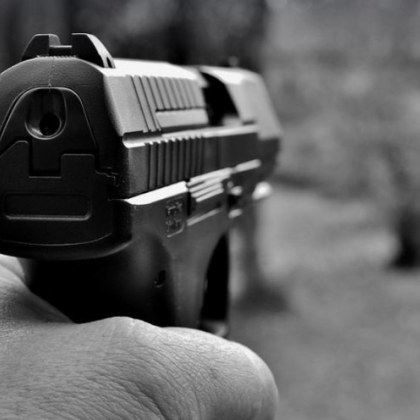 Заловиха мъж стрелял с пистолет във Враца съобщиха от полицията Тази