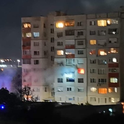 Огромен пожар е избухнал в апартамент намиращ се в столичния