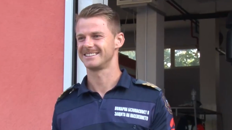 Клип с танц на пожарникари от Казанлък стана хит в нета ВИДЕО