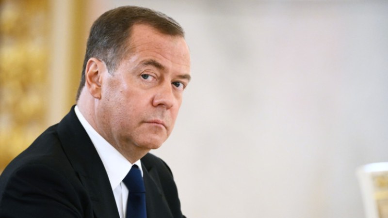 Заместник-председателят на руския Съвет за сигурност Дмитрий Медведев каза днес,