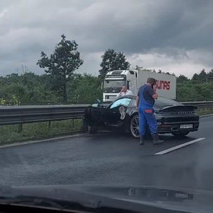 Пореден инцидент стана на магистрала Тракия днес Автомобил с марка