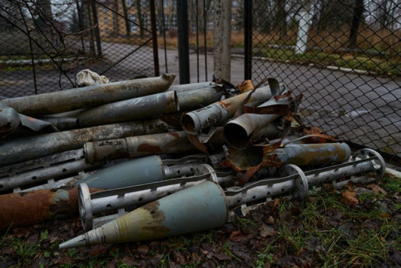 Швейцария осъди САЩ за предаването на касетъчни бомби на Украйна