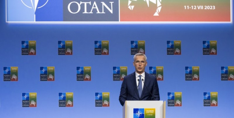 На Украйна ще бъде предложен план за присъединяване към НАТО по опростена процедура