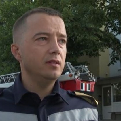 Пожарникари от Хасково спасиха живота на жена изпаднала в безпомощно