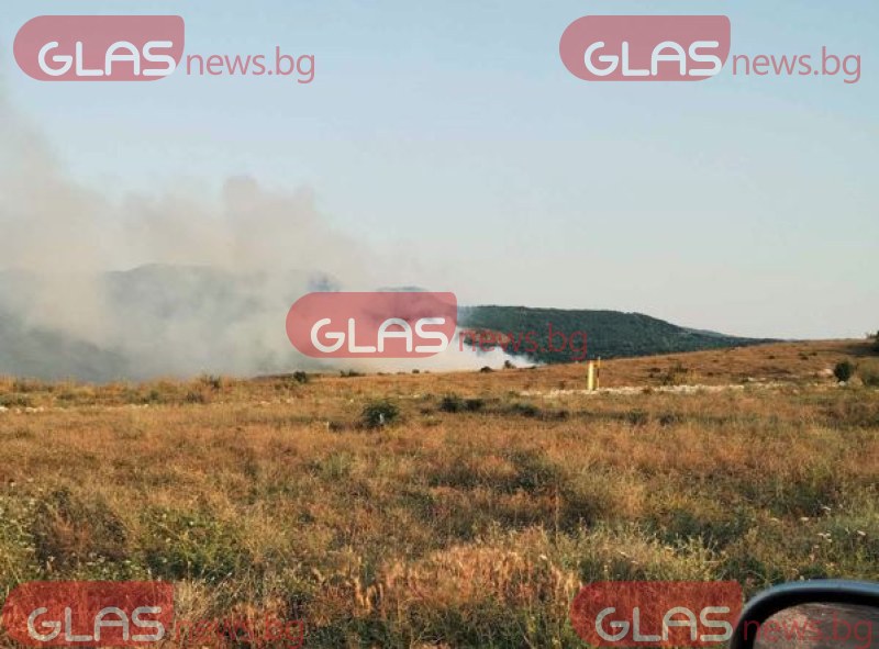 Пожар избухна в депото за твърди отпадъци до Кърджали, гори над два часа