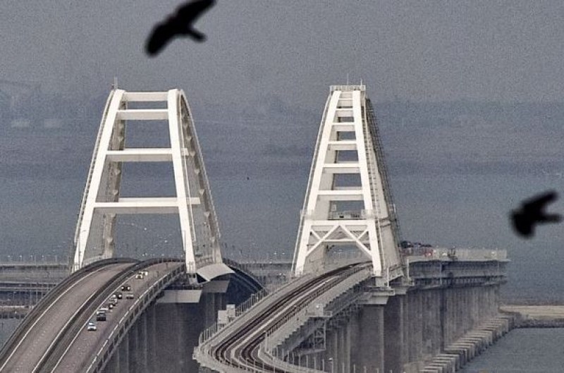 Има жертви при инцидента на Кримския мост, ранено е дете