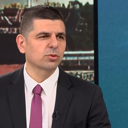 Радев обслужи
