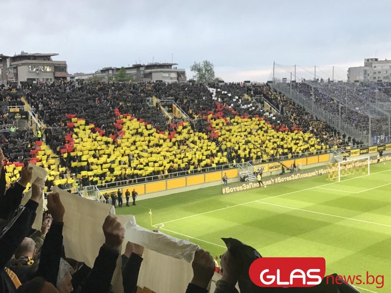 Горещо като ад: Полицията прикани феновете на мача Ботев-Левски да дойдат по-рано