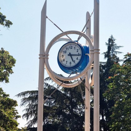 Гръм е ударил градския часовник на Бургас при вчерашната буря Той