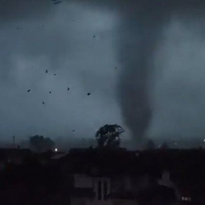 Торнадо и градушка удариха италианския регион Ломбардия в разгара на