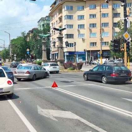 Три коли се блъснаха на