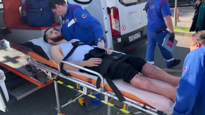 Тръба с вряла вода се спука в търговски център, има загинали и ранени