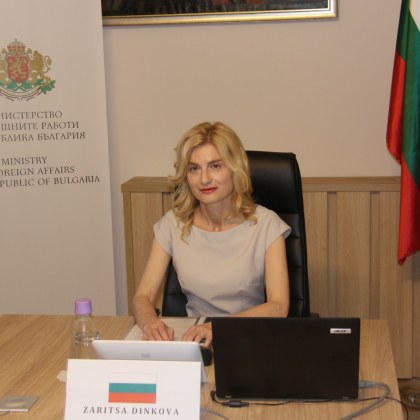 Министърът на туризма Зарица Динкова застана на страната на потребителите