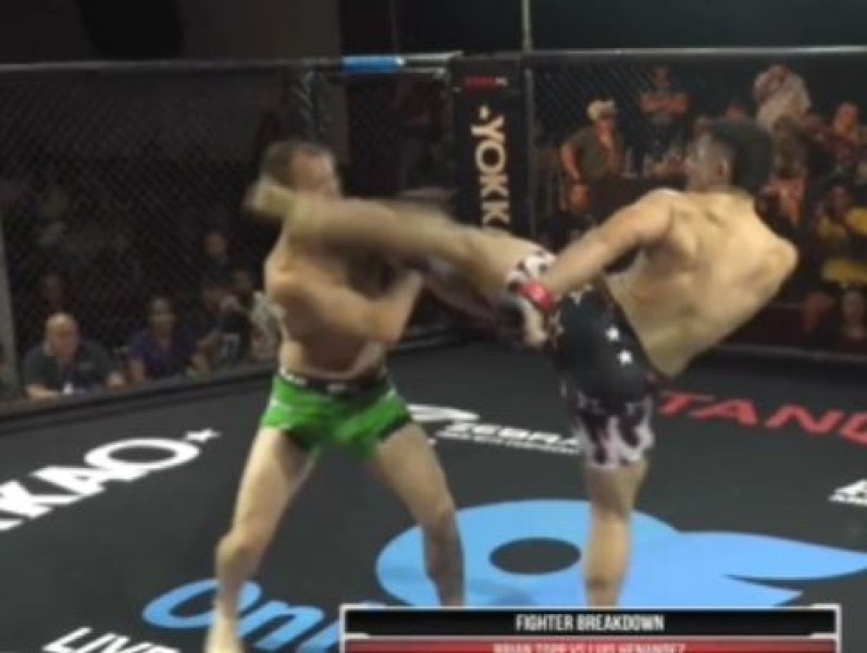 Исторически нокаут в MMA - за 1 секунда   ВИДЕО