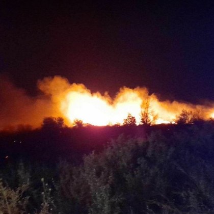 Пожарът  обхванал голяма площ в Пазарджишко се е разгорял и