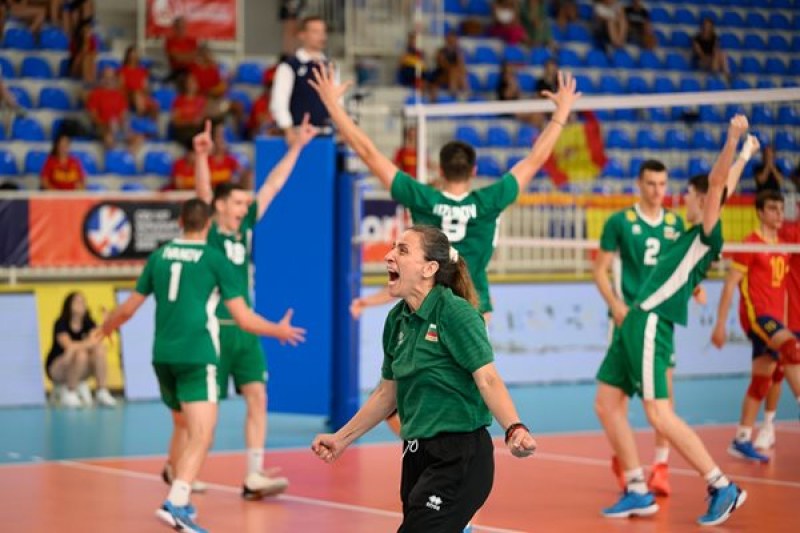 Юнаци! България на европейски финал във волейбола