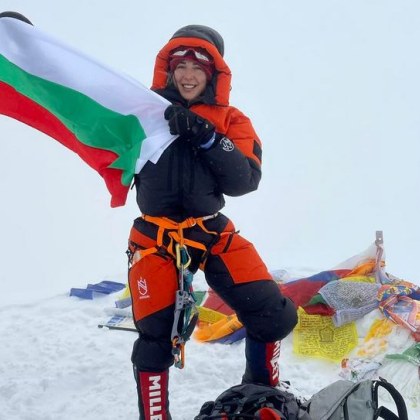 Българката, покорила К2: Човек загина пред очите ми