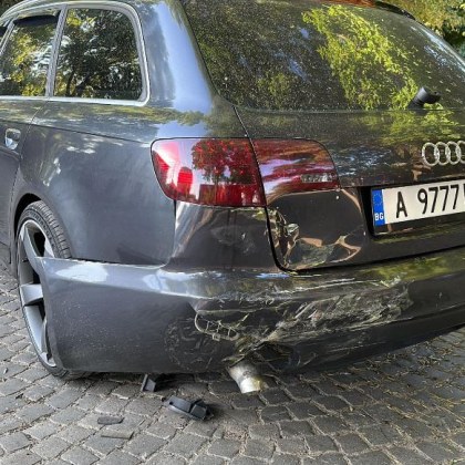 Неизвестен шофьор е блъснал лек автомобил в Пловдив Инцидентът е