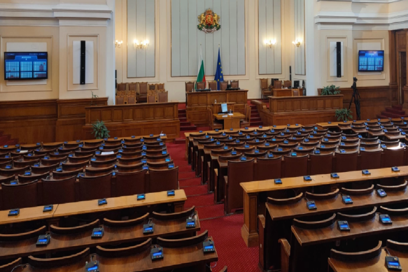 Депутатите заседават извънредно заради насилието над момиче в Стара Загора