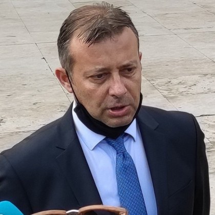 Изпълняващият функциите на главен прокурор Борислав Сарафов поиска оставката на