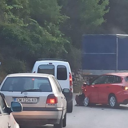 Катастрофа тази сутрин затруднява движението между Асеновград и Смолян След 6 30