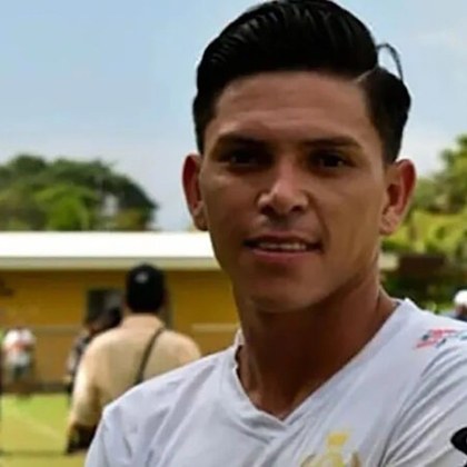 В Коста Рика почина известният футболист на страната Хесус Алберто
