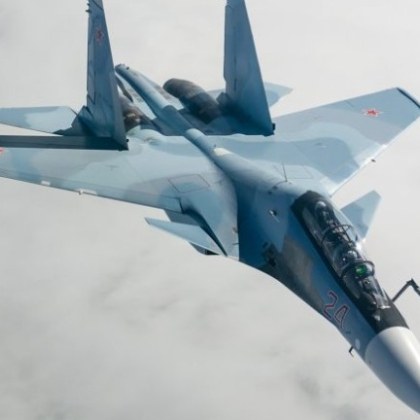 Русия вдигна изтребител Су 30 за да предотврати нарушаване на руската