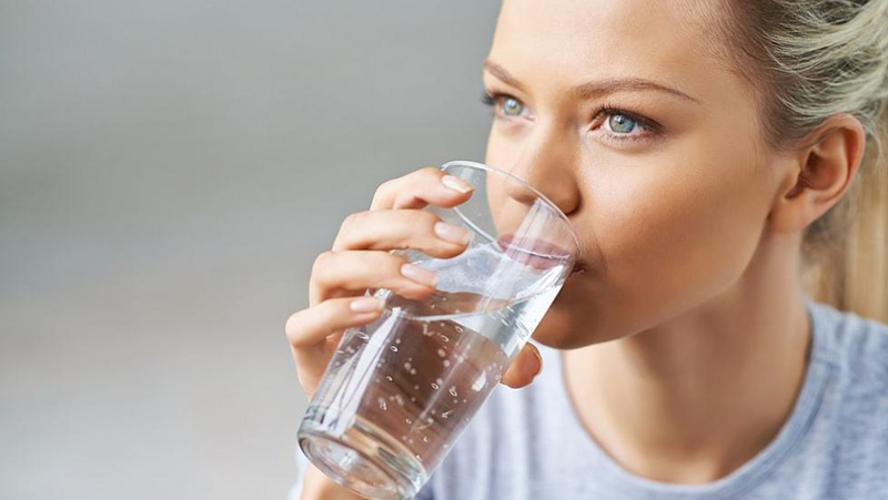 Пиенето на повече от 1,4 л вода за един час може да има летален изход