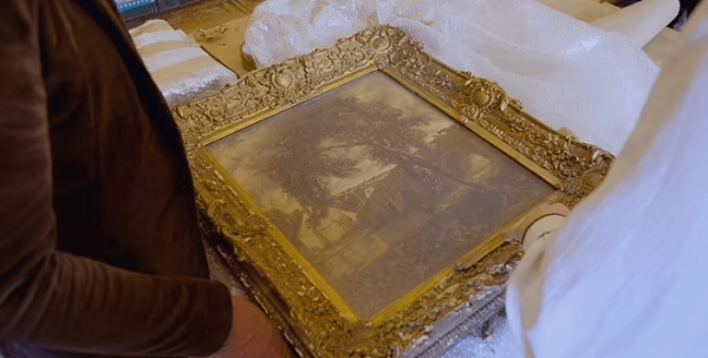 Двойка намери картина на стойност 2,5 млн. долара в стар замък СНИМКИ