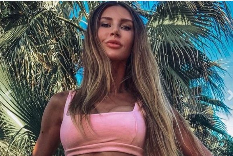 Украинка, оцеляла във войната с Русия, позира за Playboy  СНИМКА 18+