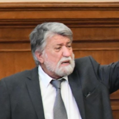 Вежди Решидов вече няма да е председател на Комисията по