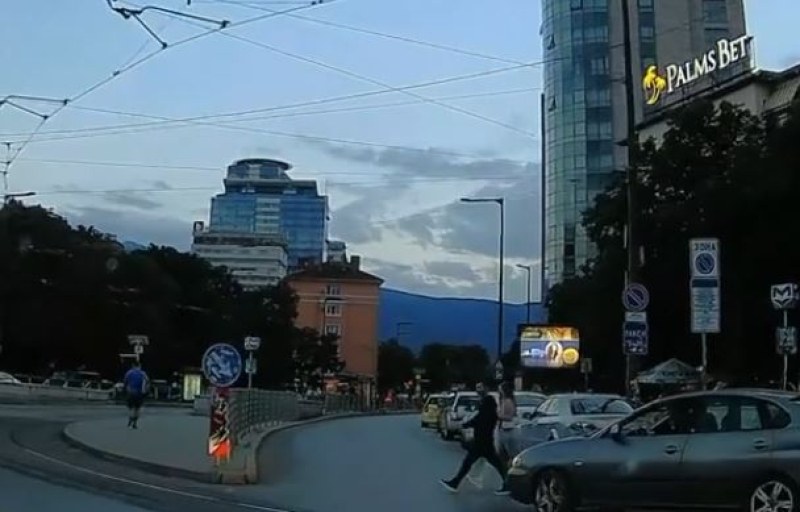 ВИДЕО показа нова доза пътни нарушения в София