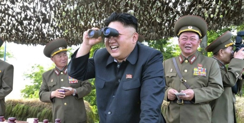 Лидерът на Корейската народнодемократична република Ким Чен-ун уволни главнокомандващия армията