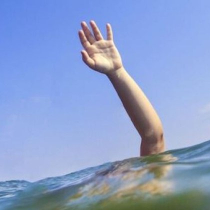 39 годишен украинец се е удавил днес на къмпинг Градина съобщиха
