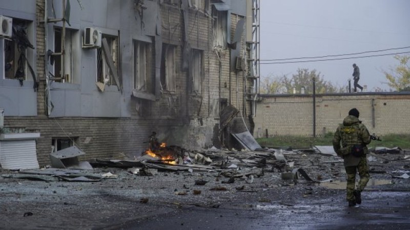 Седем загинали, в това число бебе и дете, при руски удари в Херсонска област